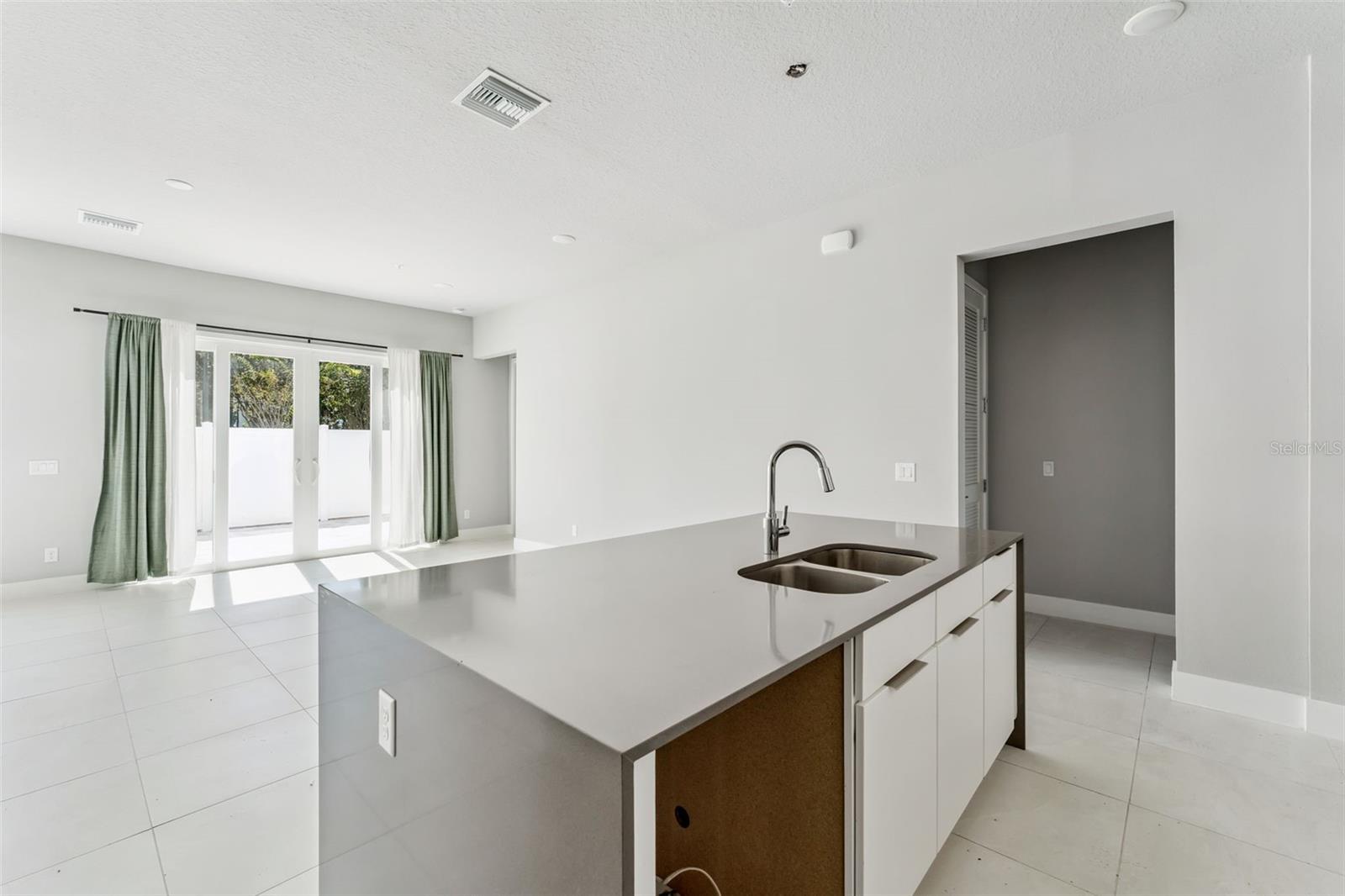 SPECTRUM AT REUNION CONDO PH 12 - Residential