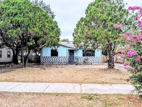 Photo of 4115 Fairfield Avenue S, St Petersburg, FL 33711 (MLS # TB8455782)