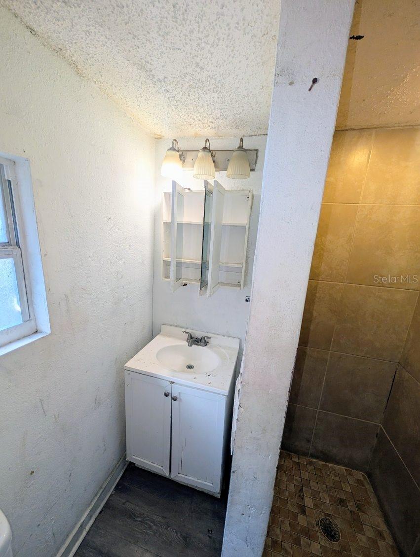 FAIRMOUNT PARK - Residential