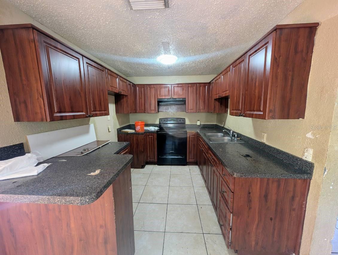 FAIRMOUNT PARK - Residential