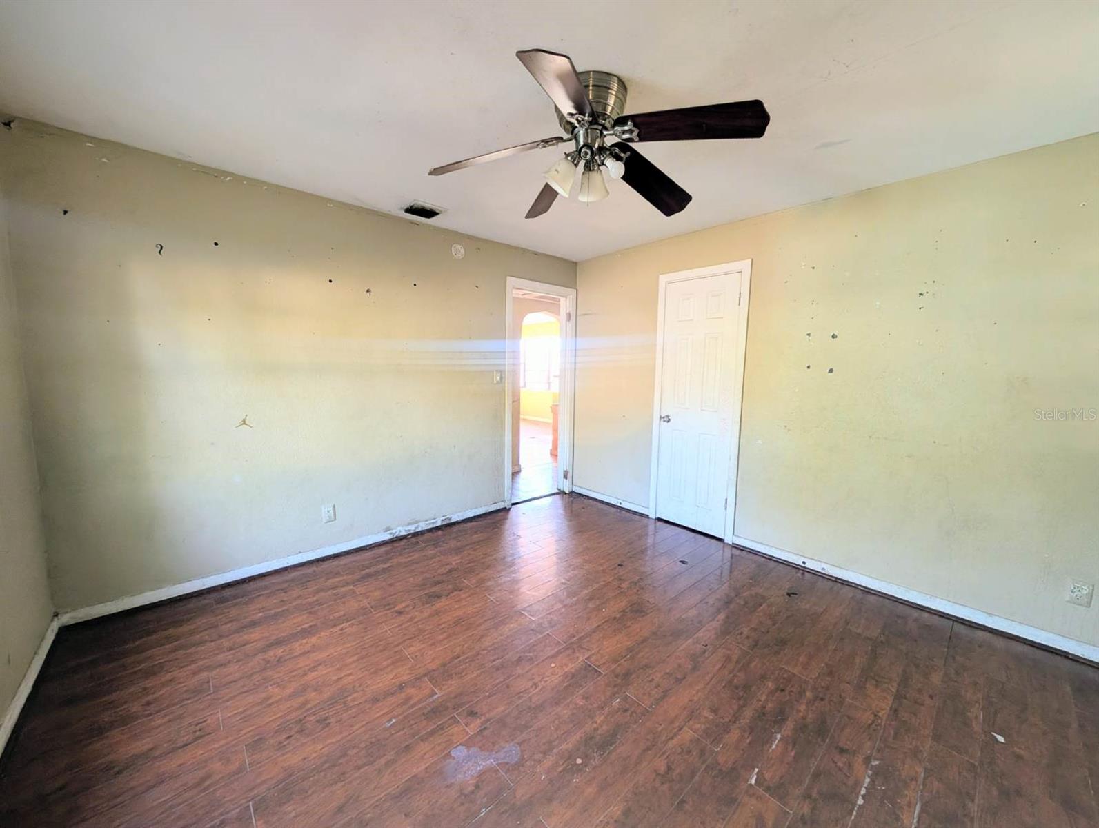 FAIRMOUNT PARK - Residential