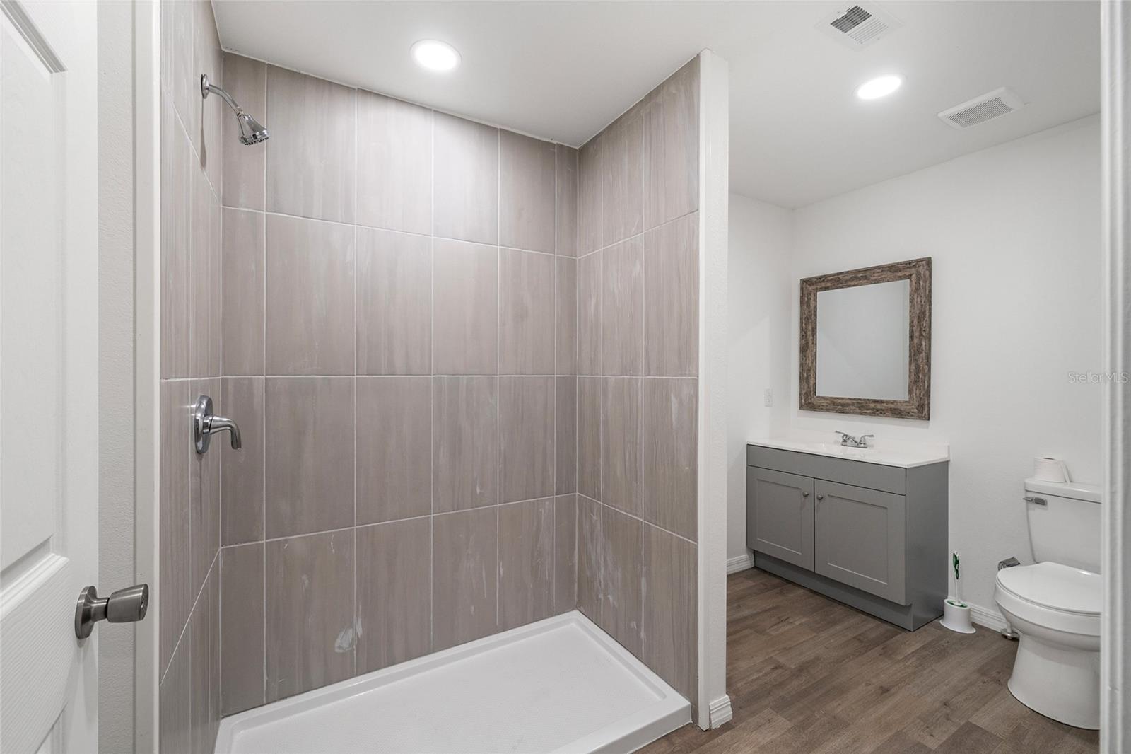 LEIGHTON ESTATE - Residential