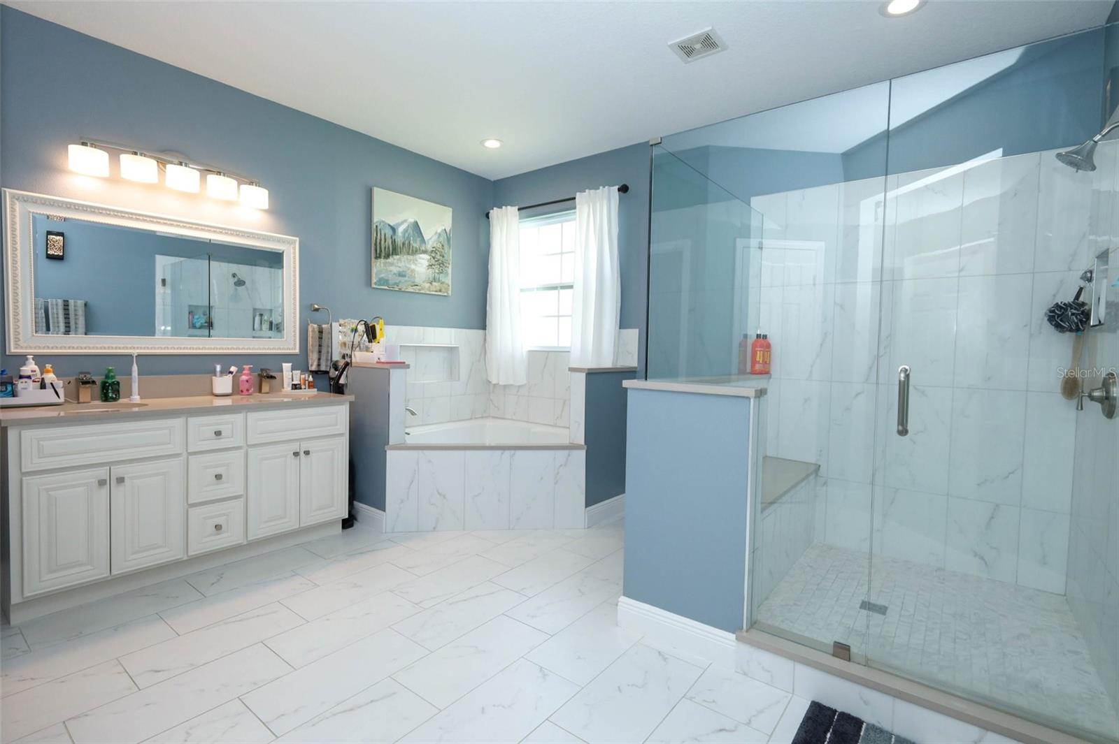 ERROL GOLFSIDE VILLAGE - Residential