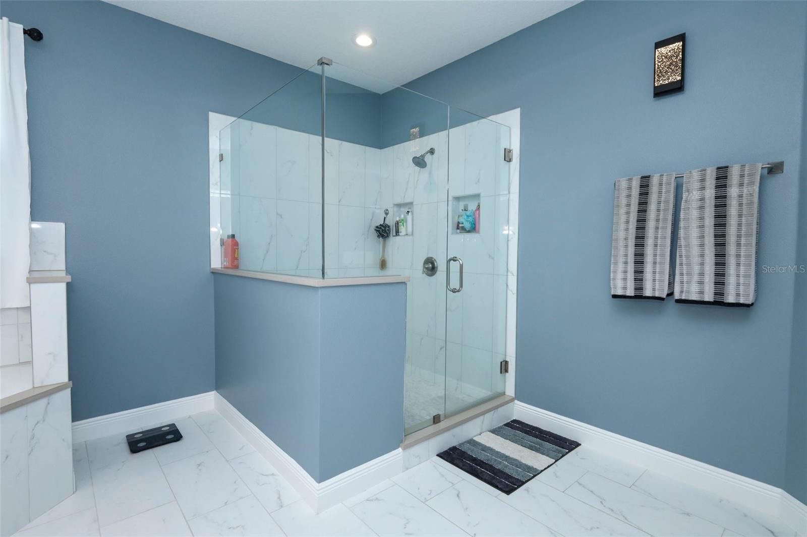 ERROL GOLFSIDE VILLAGE - Residential