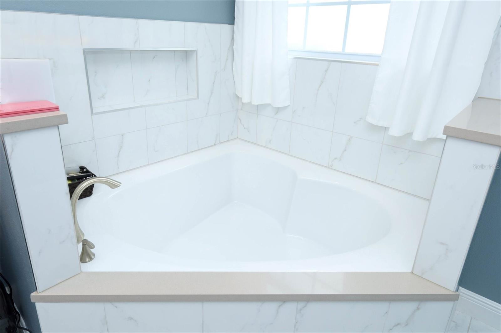 ERROL GOLFSIDE VILLAGE - Residential