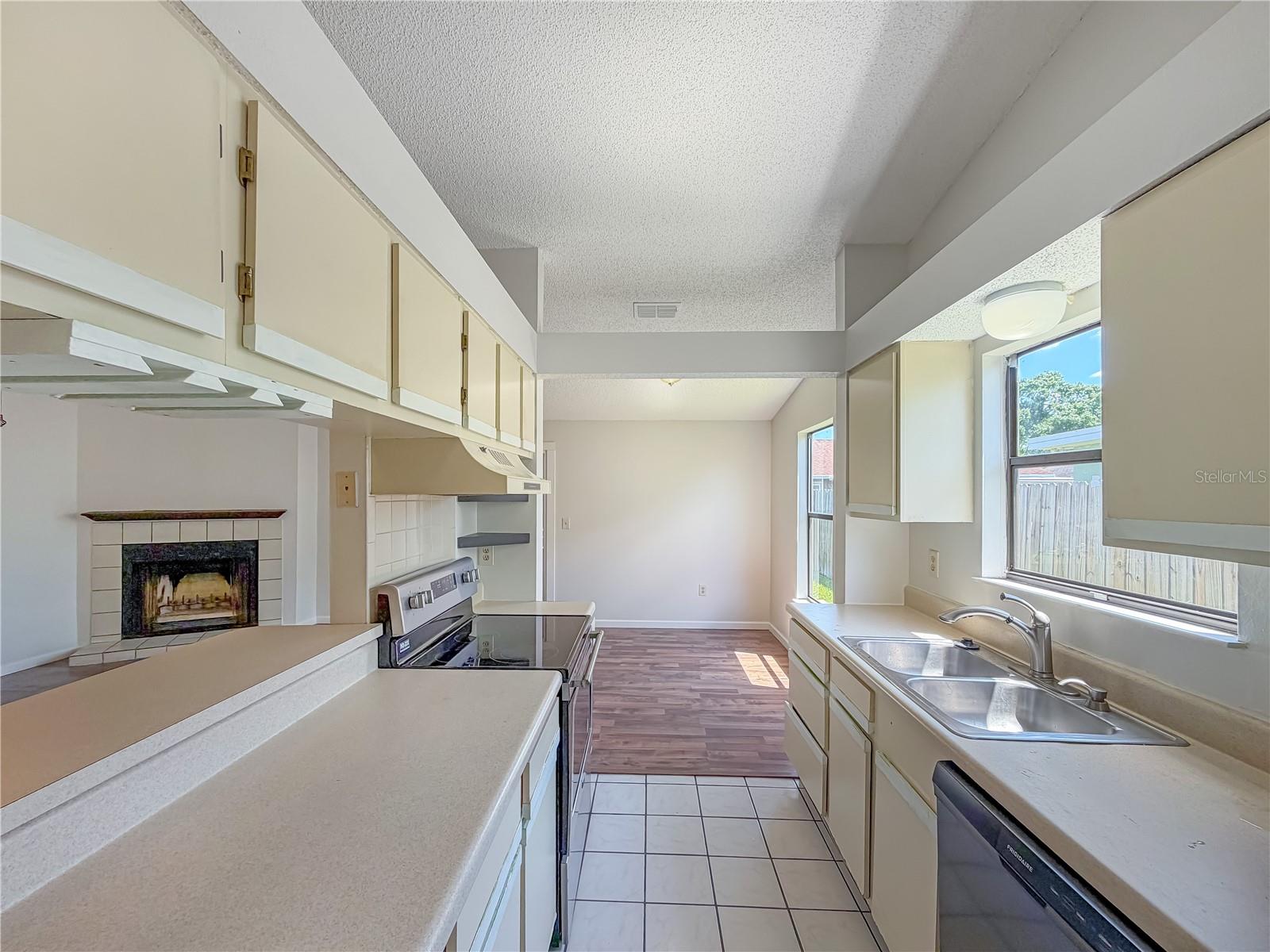 1204 FORESTWOOD DRIVE