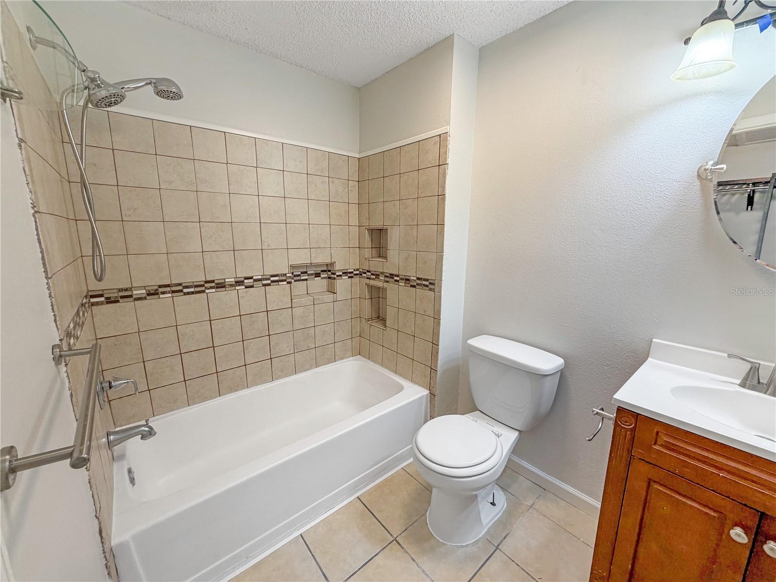 HAMLETS OF FOREST LAKES THE - Residential