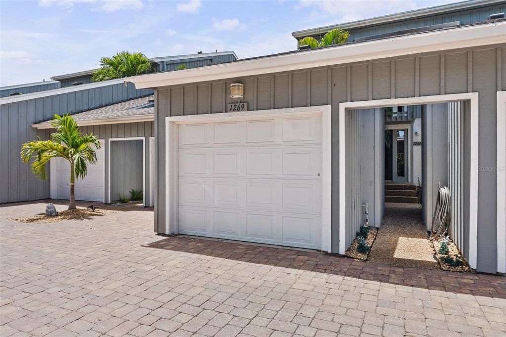 Photo of 1269 Dockside Place #115, Sarasota, FL 34242 (MLS # A4656792)