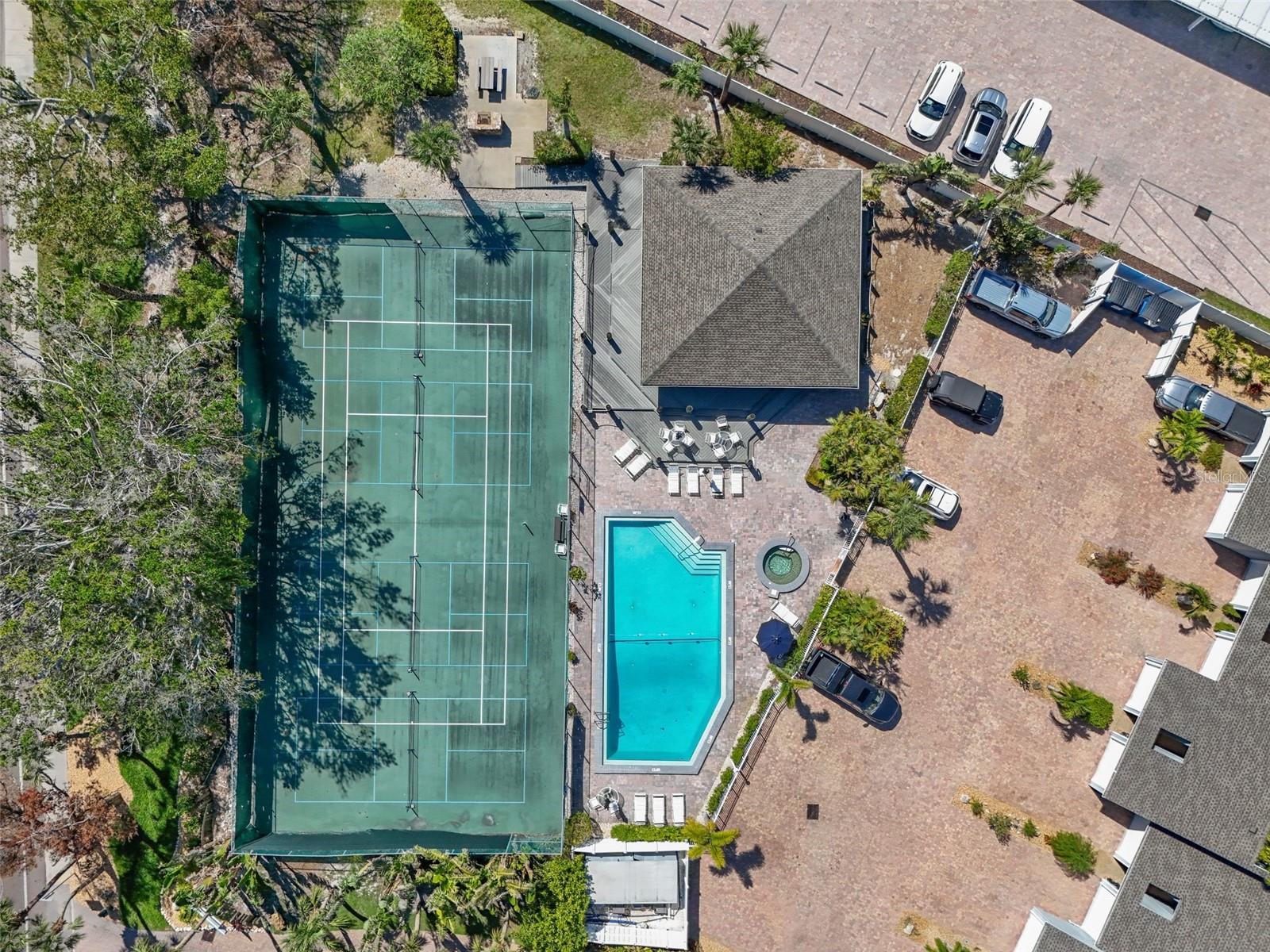 HARBOUR TOWNE - Residential