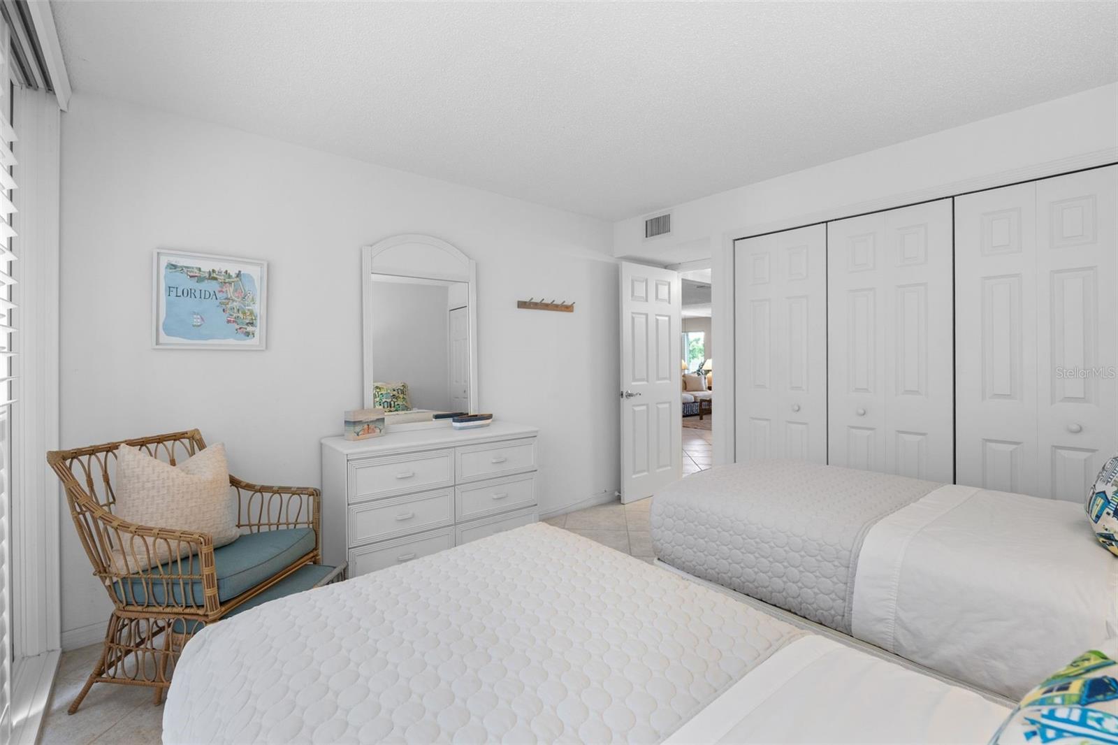 HARBOUR TOWNE - Residential