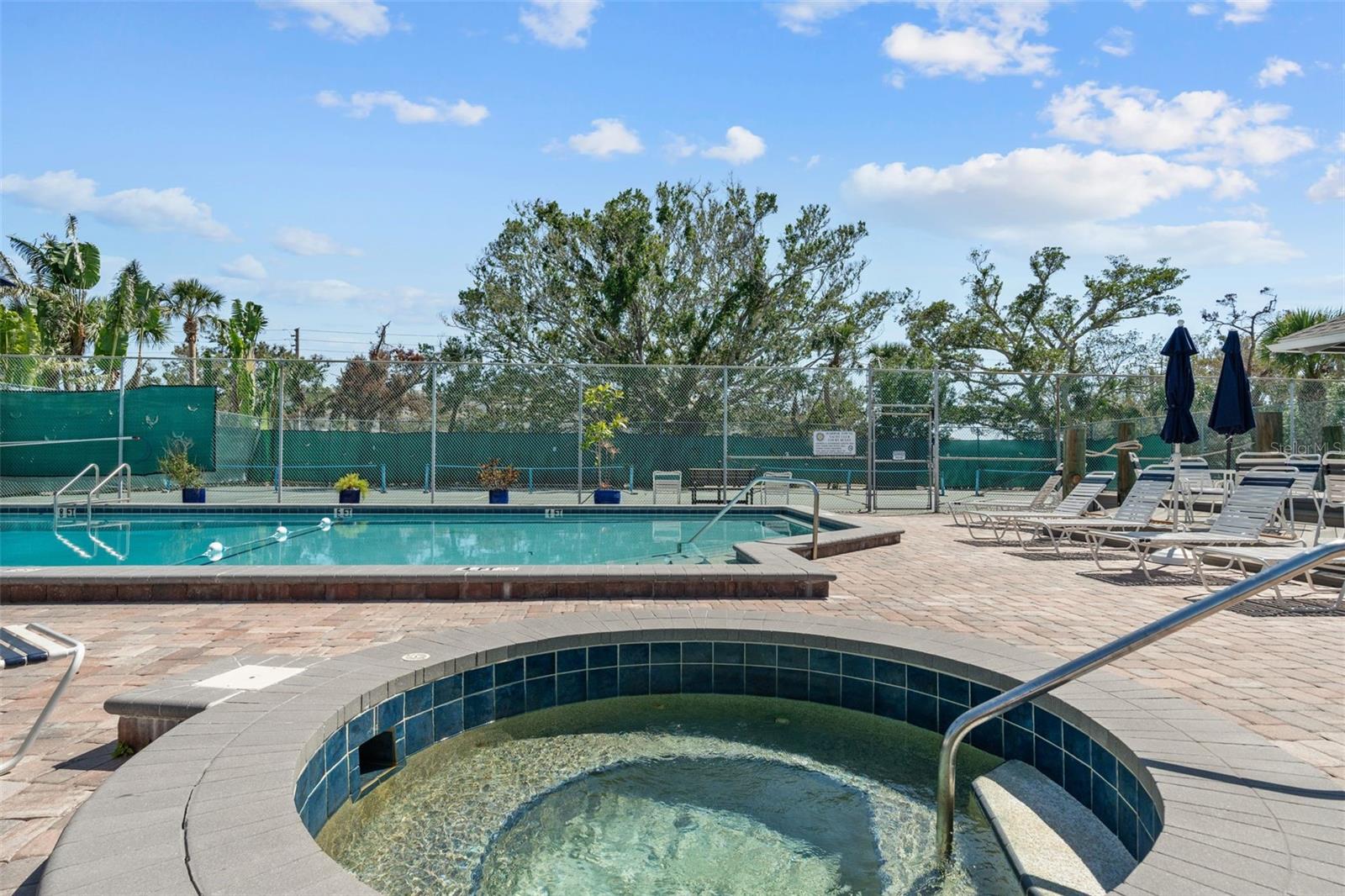 HARBOUR TOWNE - Residential