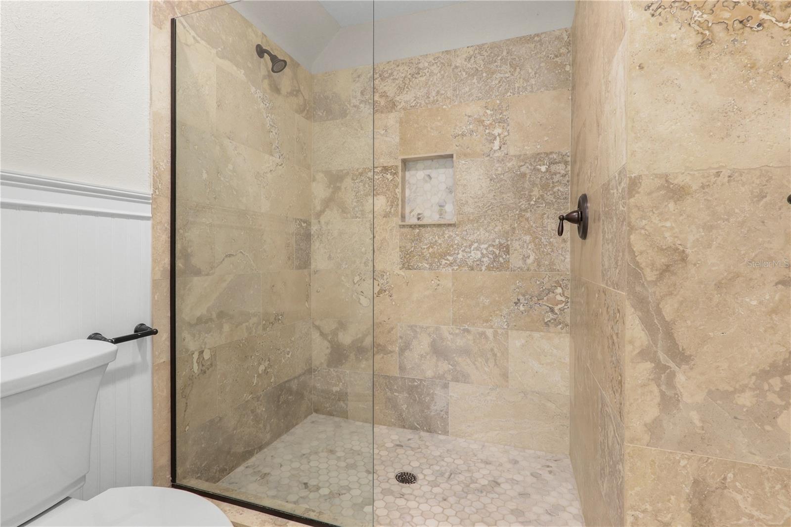 HARBOR BLUFFS SEC 5 PT REP - Residential