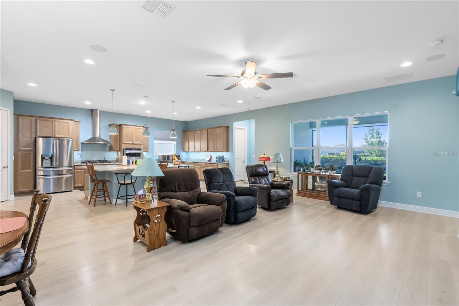 WINCEY GROVES - Residential Lease