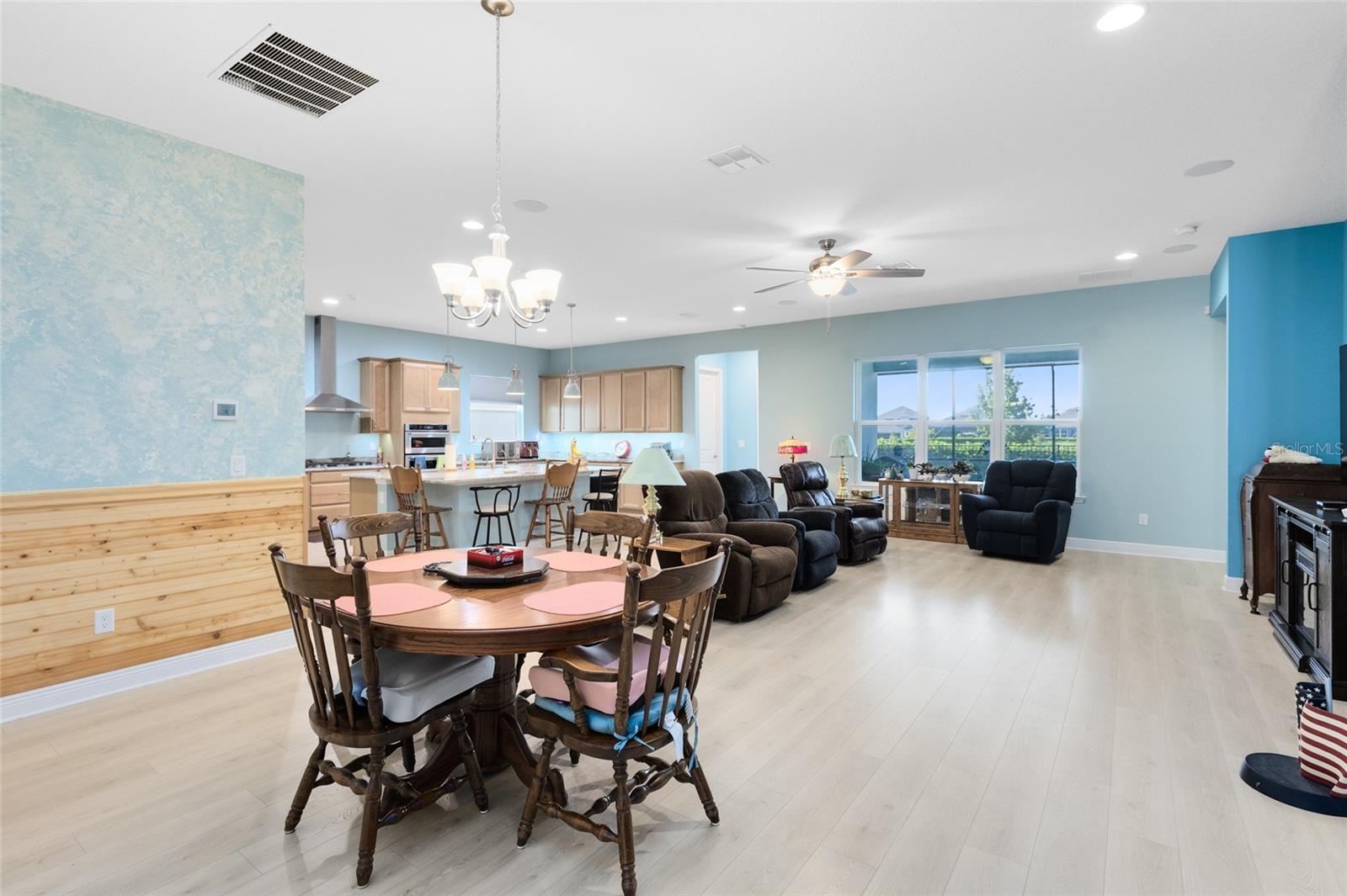 WINCEY GROVES - Residential Lease