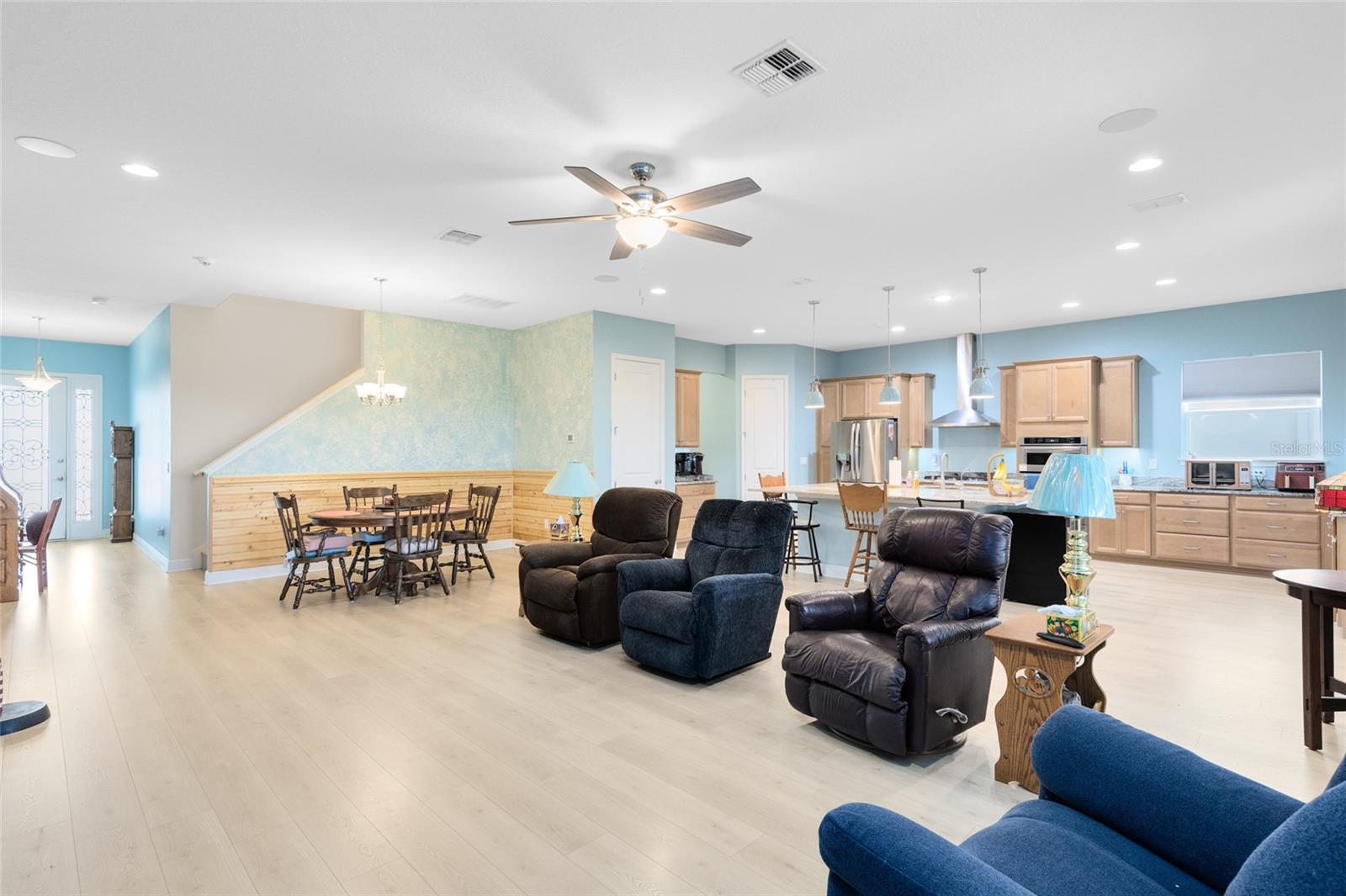 WINCEY GROVES - Residential Lease