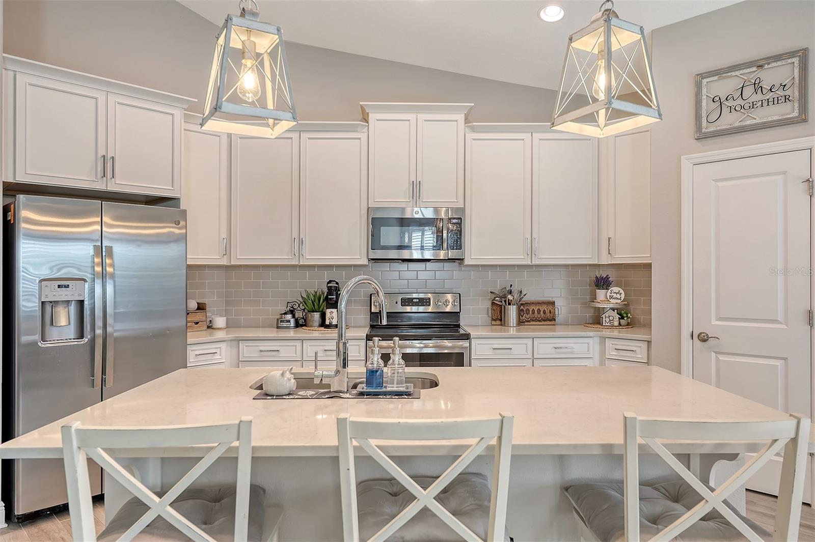 RIVERSIDE PRESERVE PH 1 - Residential