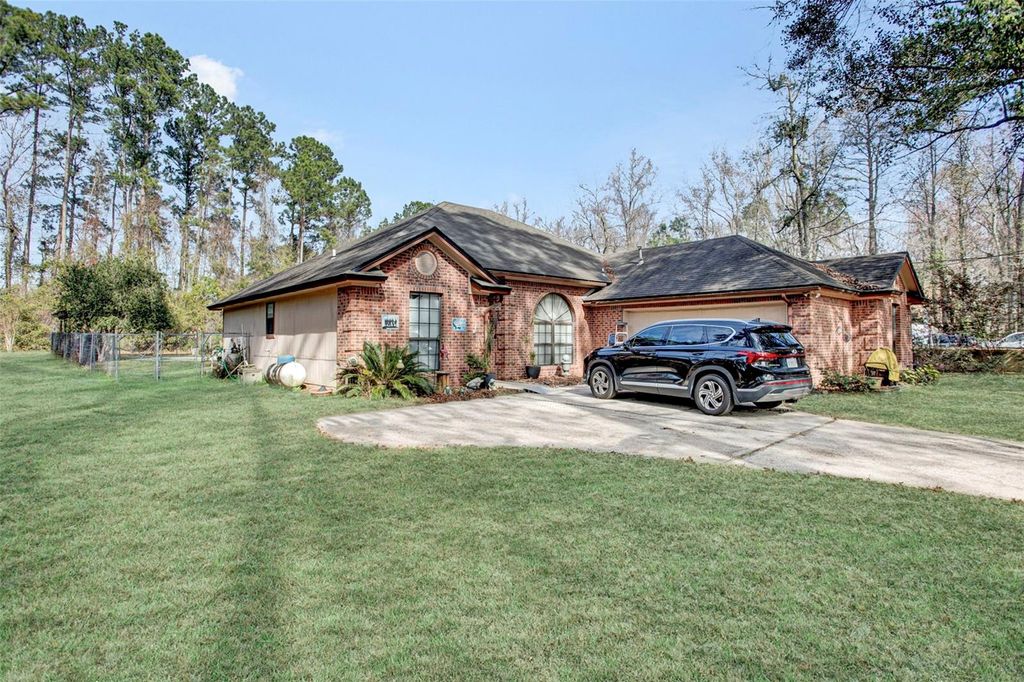 Photo of 3172 Wilderness Drive, Middleburg, FL 32068 (MLS # TB8466822)