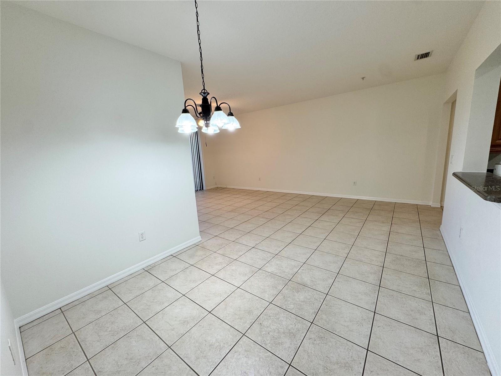 PALMA SOLA TRACE - Residential Lease