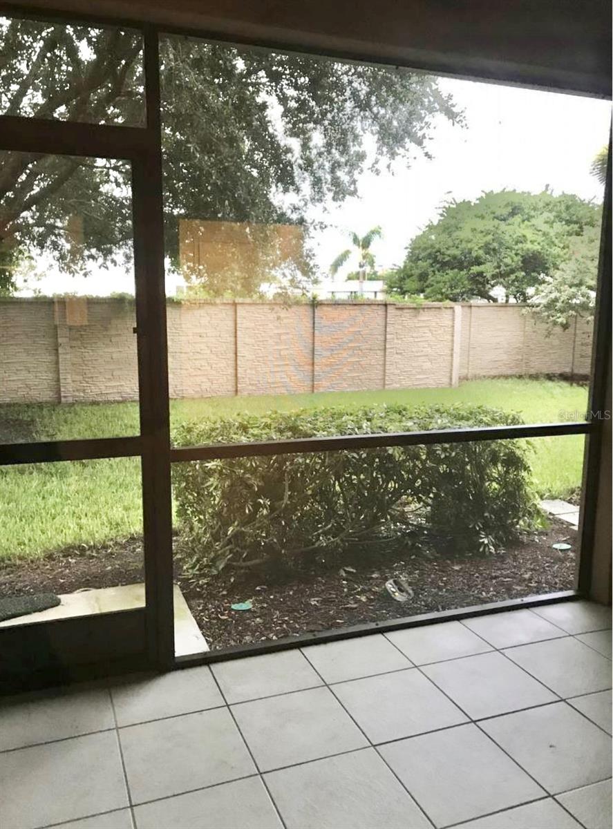 PALMA SOLA TRACE - Residential Lease