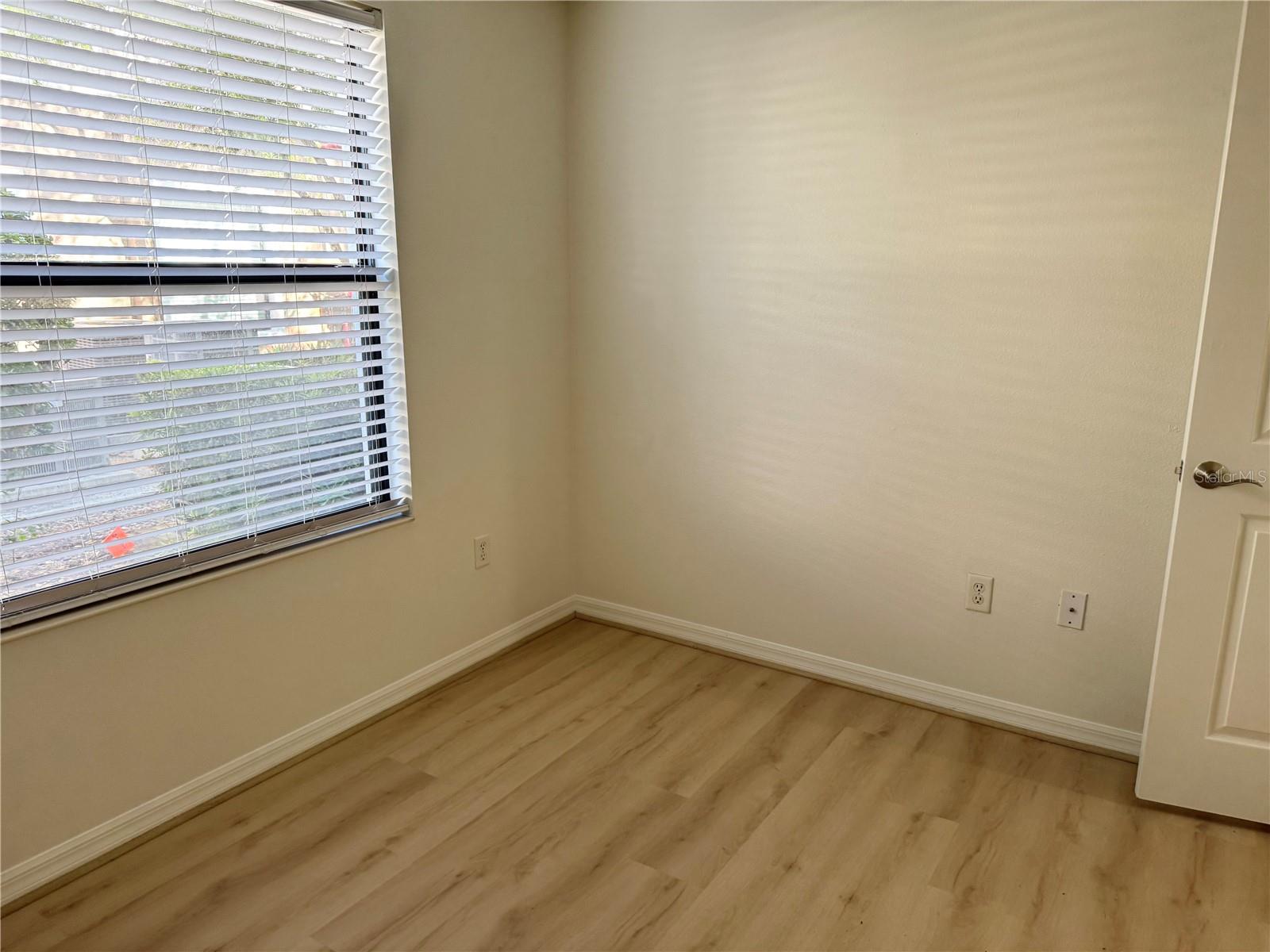 PALMA SOLA TRACE - Residential Lease