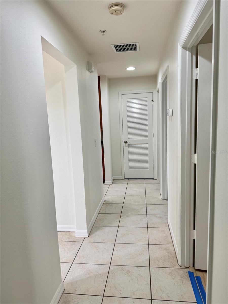 PALMA SOLA TRACE - Residential Lease