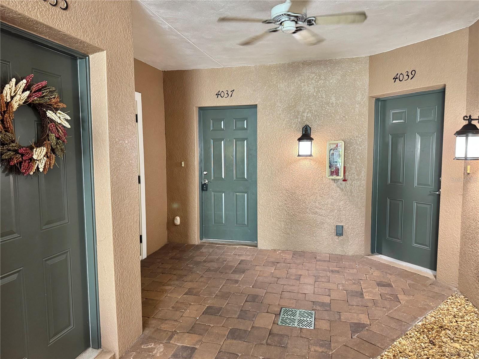 PALMA SOLA TRACE - Residential Lease