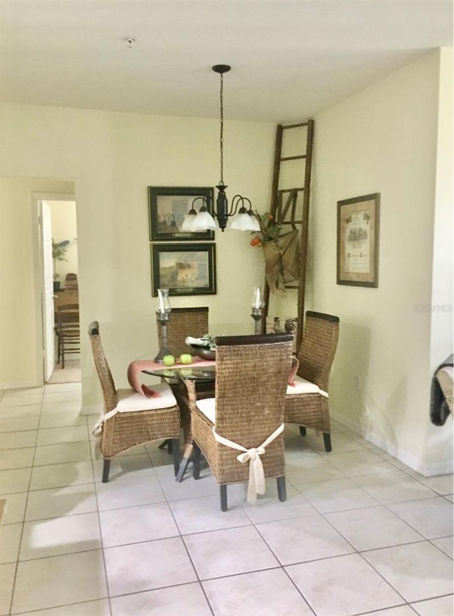 PALMA SOLA TRACE - Residential Lease