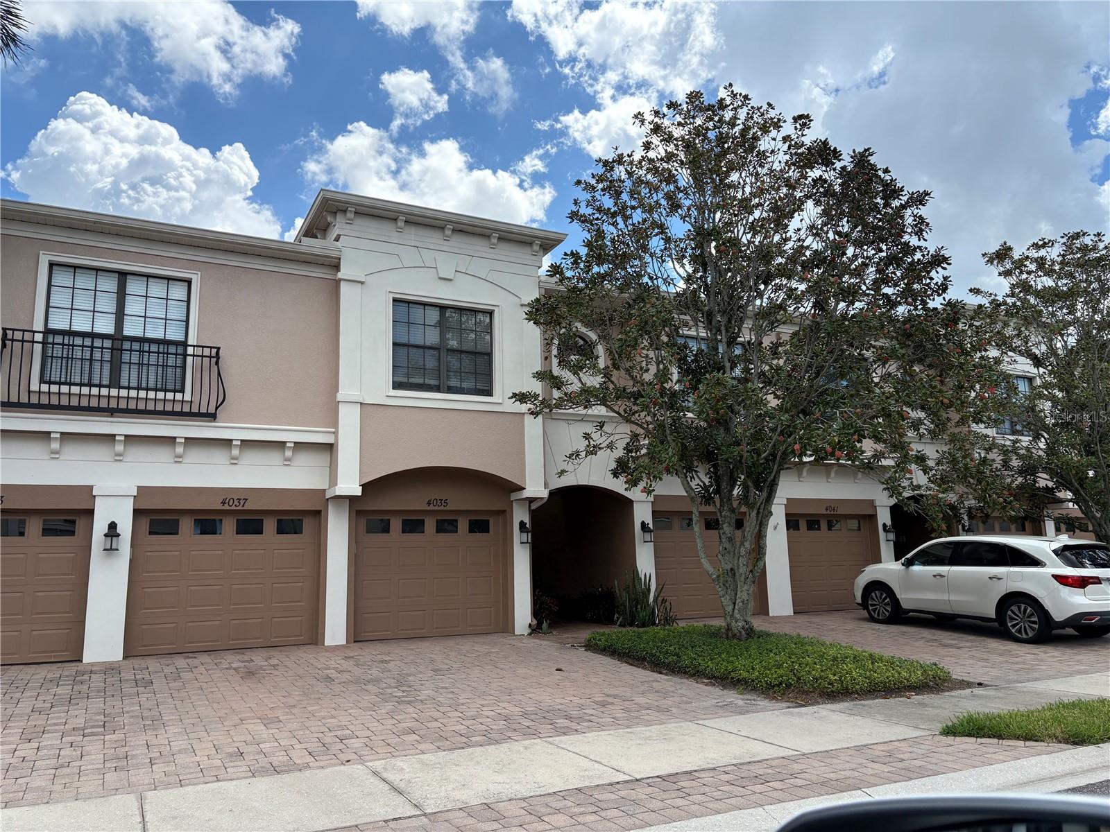 PALMA SOLA TRACE - Residential Lease