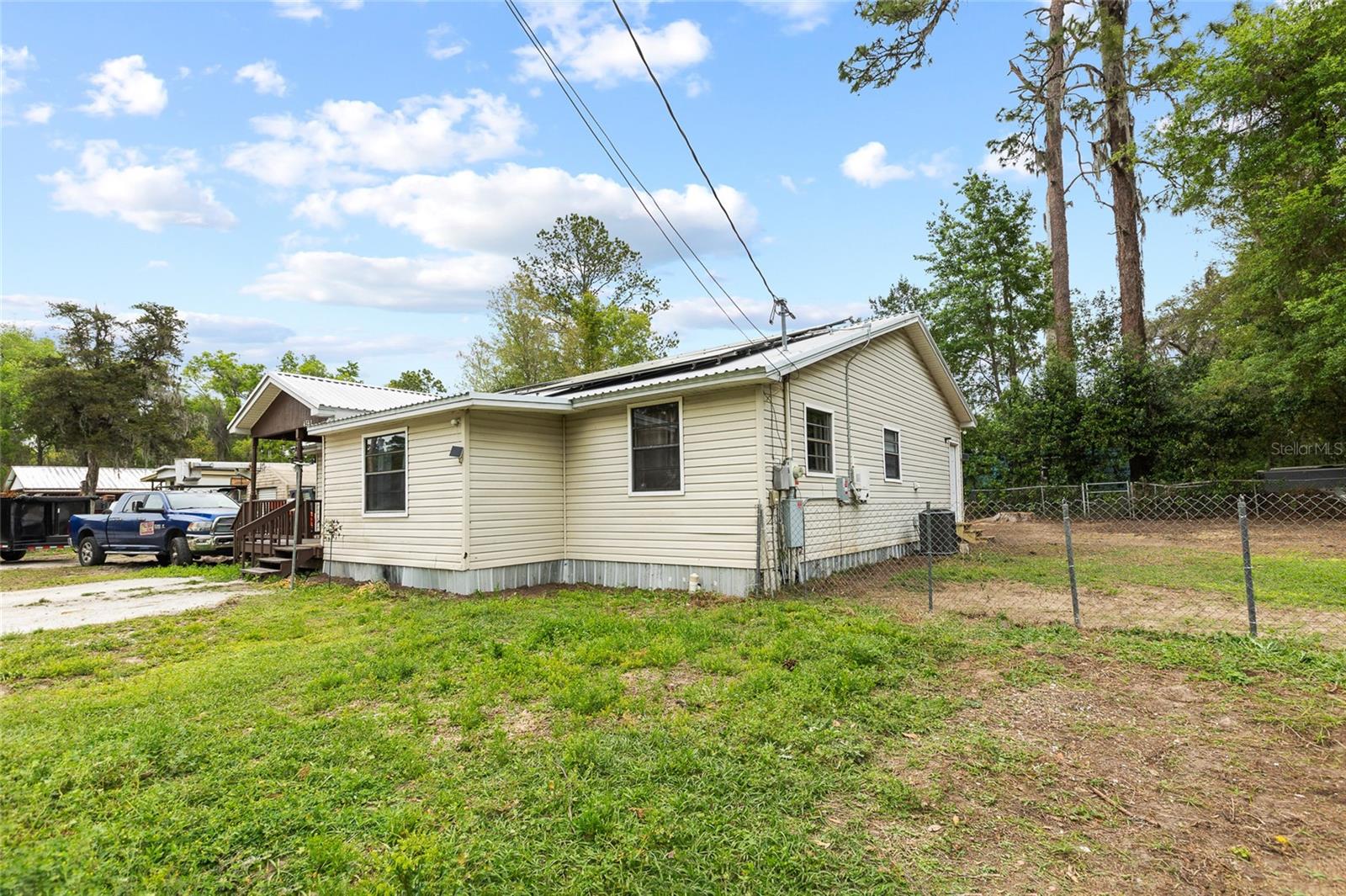 4541 N WINCHESTER TERRACE