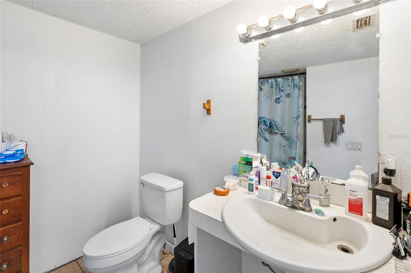 APACHE SHORES UNIT 04 - Residential