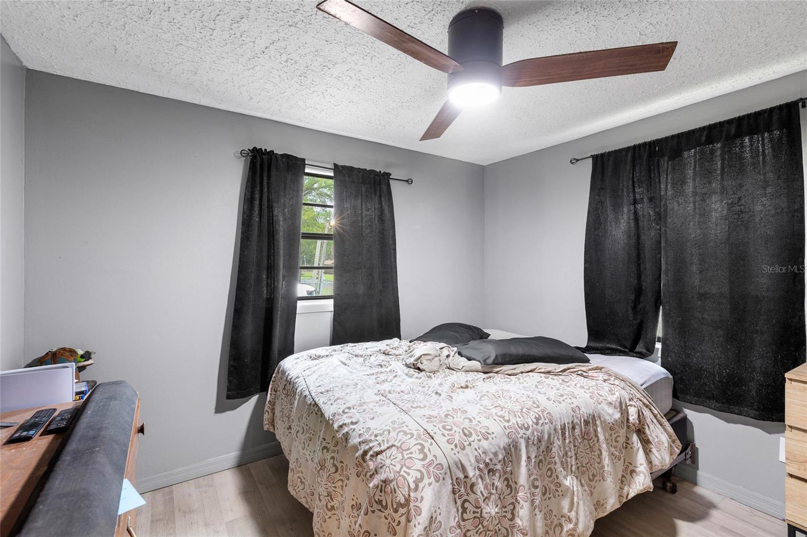 APACHE SHORES UNIT 04 - Residential