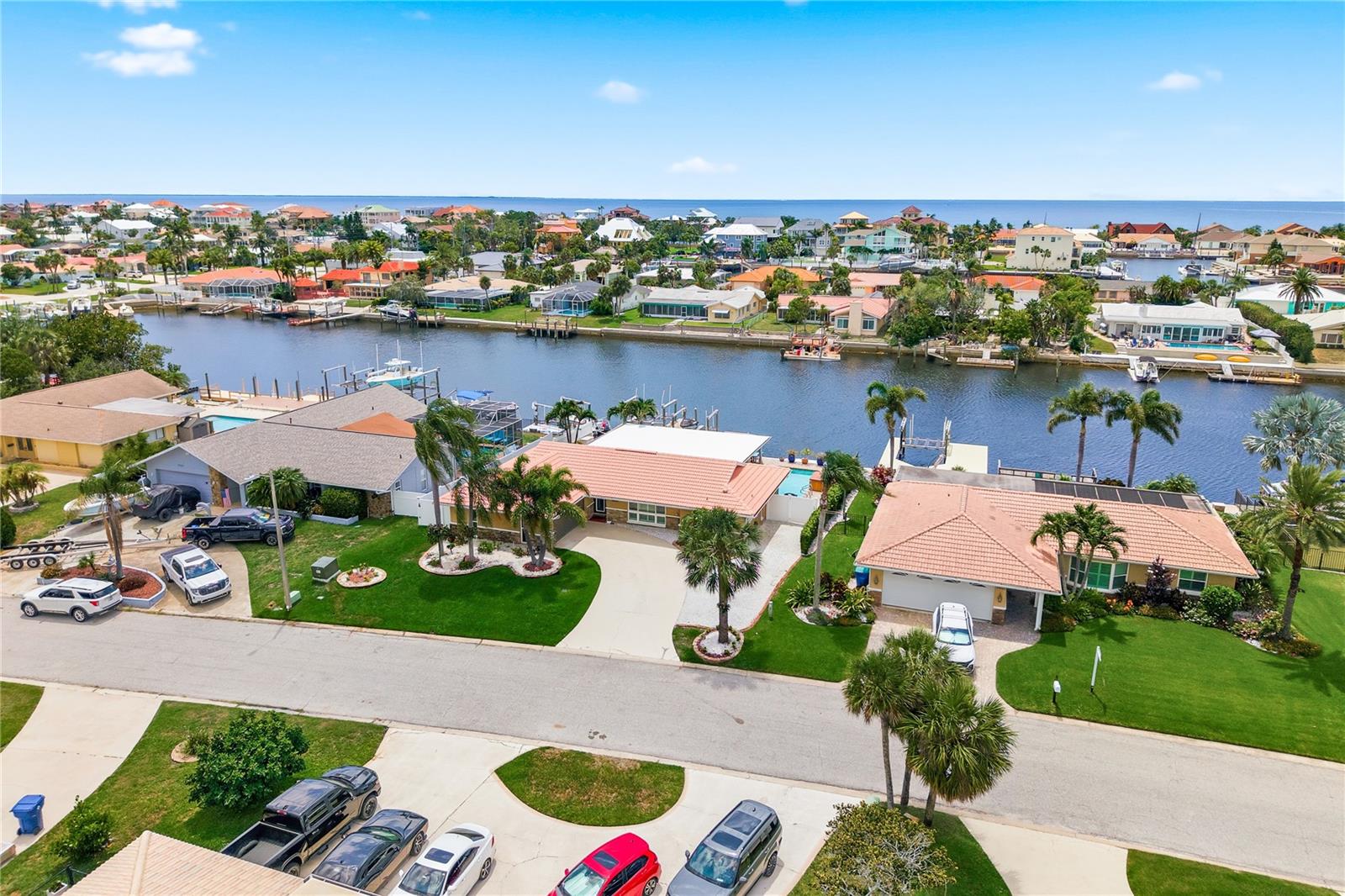 FLOR A MAR - Residential