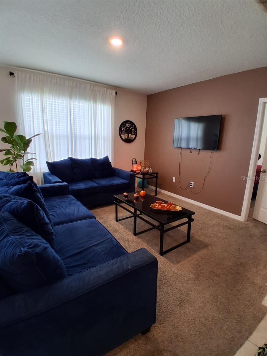 596 BOARDWALK AVENUE