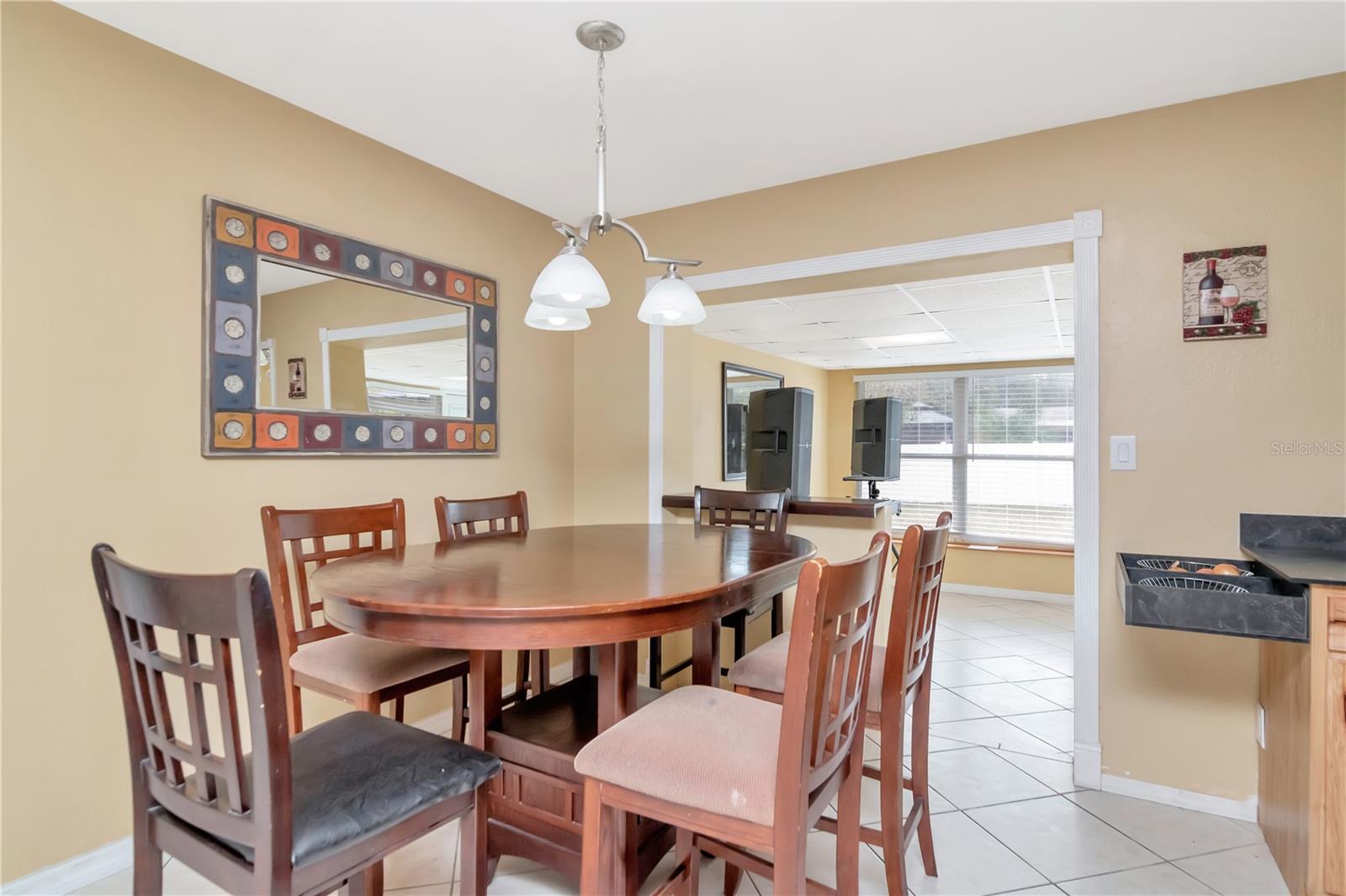 TROPIC HILLS - Residential