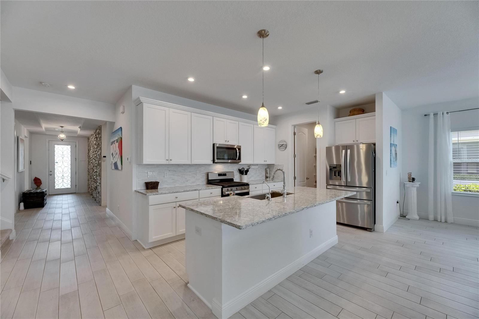 5814 SILVER SUN DRIVE
