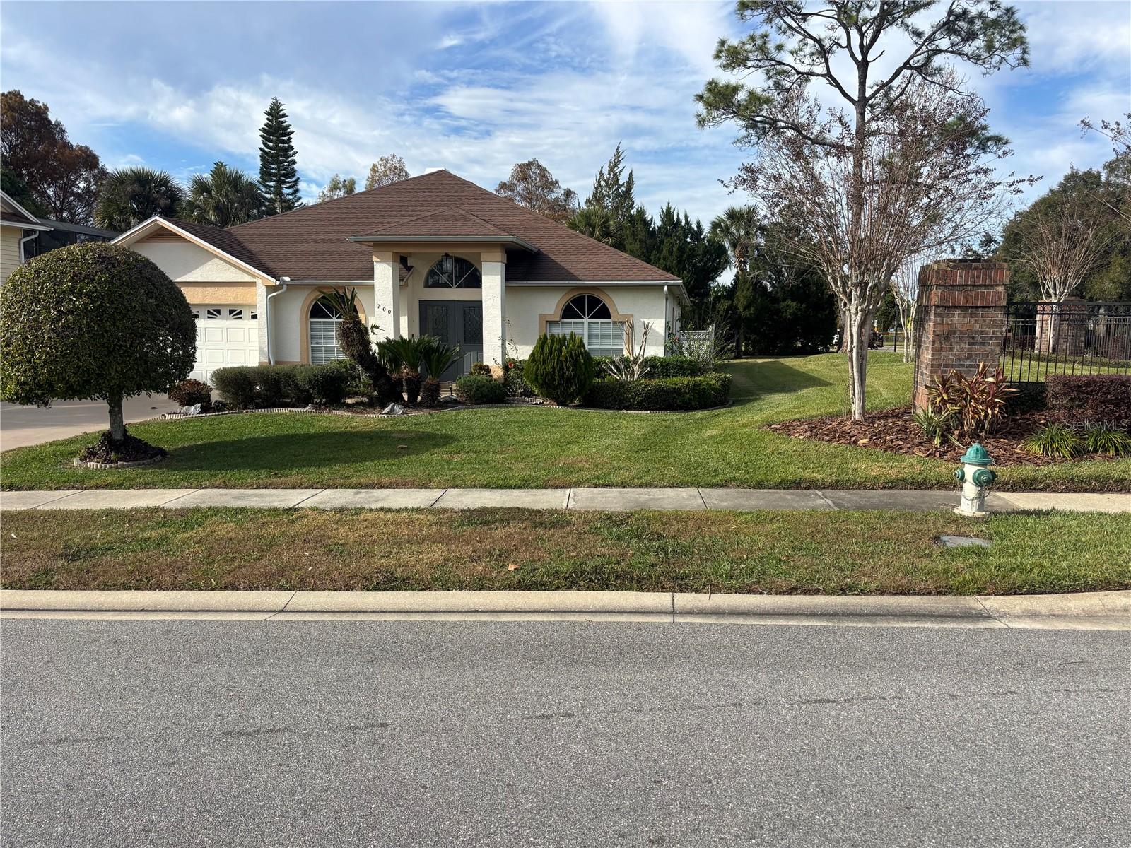 HUCKLEBERRY FIELDS TR N4 - Residential Lease