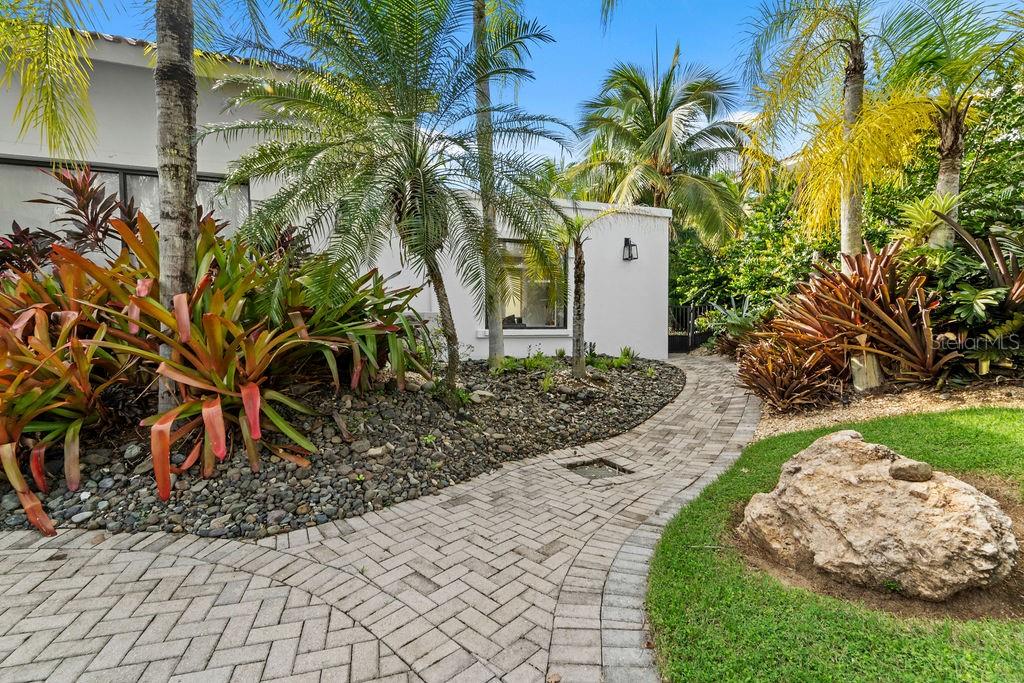DORADO BEACH EAST - Residential