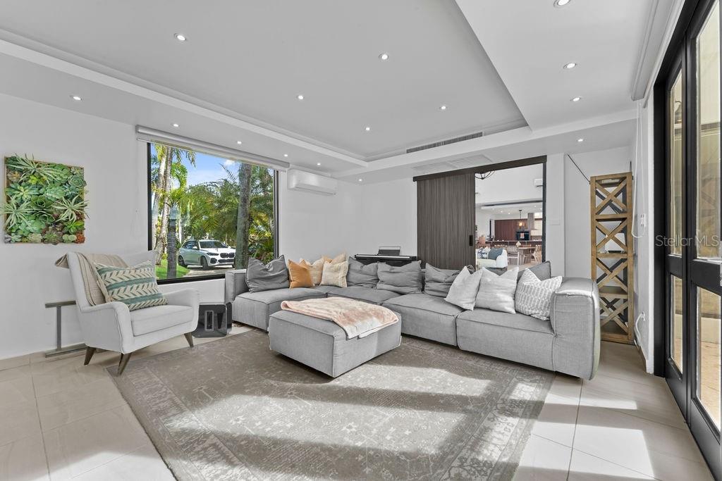 DORADO BEACH EAST - Residential