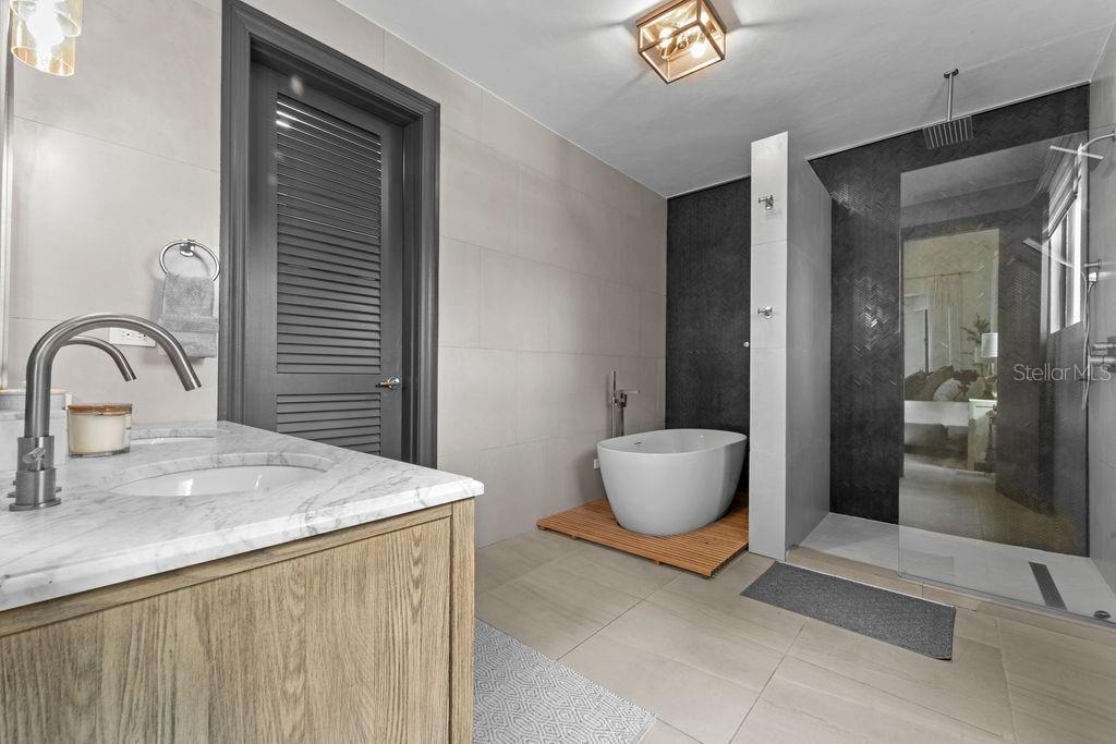 DORADO BEACH EAST - Residential