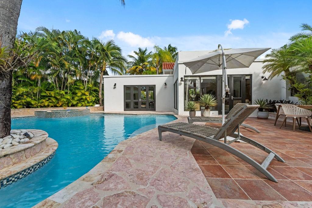 DORADO BEACH EAST - Residential