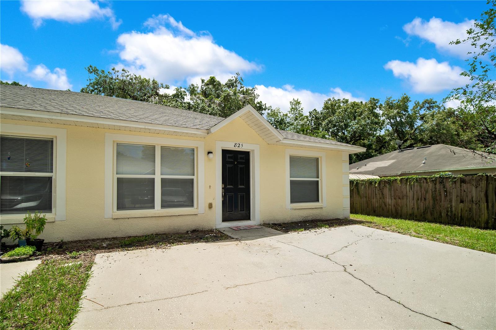 This 3 bedroom, 2 bathroom duplex is located near downtown Oviedo and highly rated schools. Features include a quiet surrounding with private parking, beautiful kitchen, tile flooring throughout, a fenced back yard, and washer/dryer hookups. Small pets only. Schedule a showing or submit an application online.
All Real Property Management & Realty residents enjoy convenience and well-maintained homes, with our safe and secure online portal where you can submit maintenance requests and pay online with multiple payment options, and a 24/7 emergency maintenance response team. Please note the listed amenities may not be accurate.