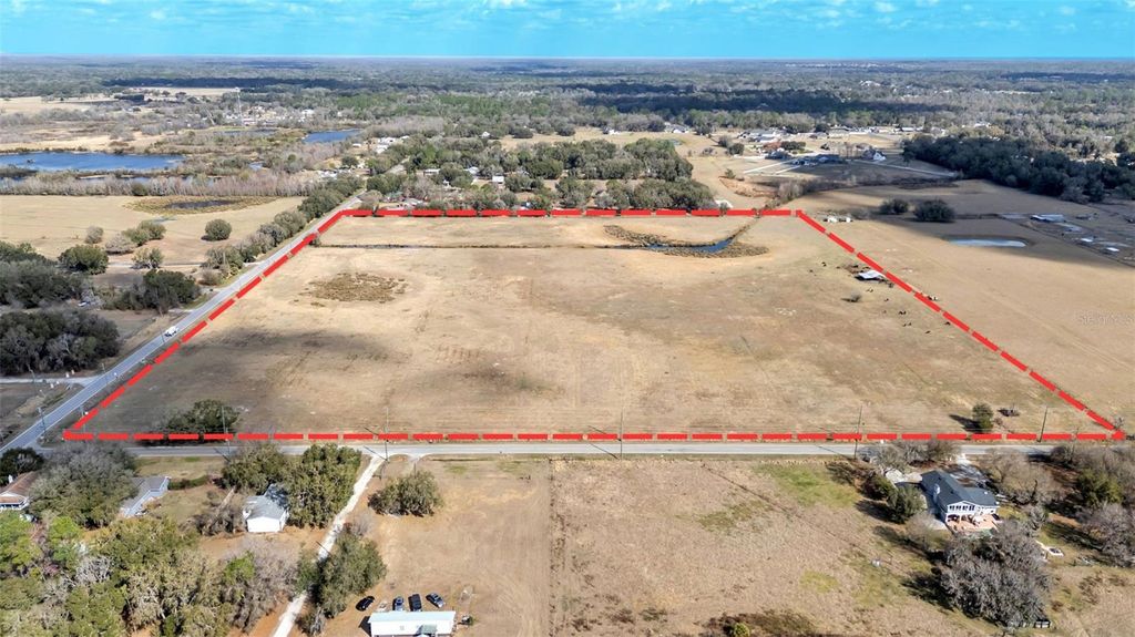 Photo of 4025 W Bella Vista Street, Lakeland, FL 33810 (MLS # L4959626)