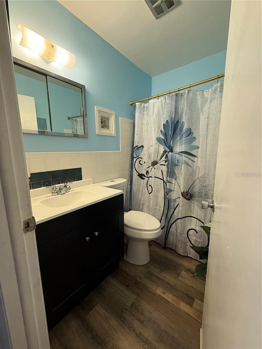 ON TOP OF THE WORLD - Residential