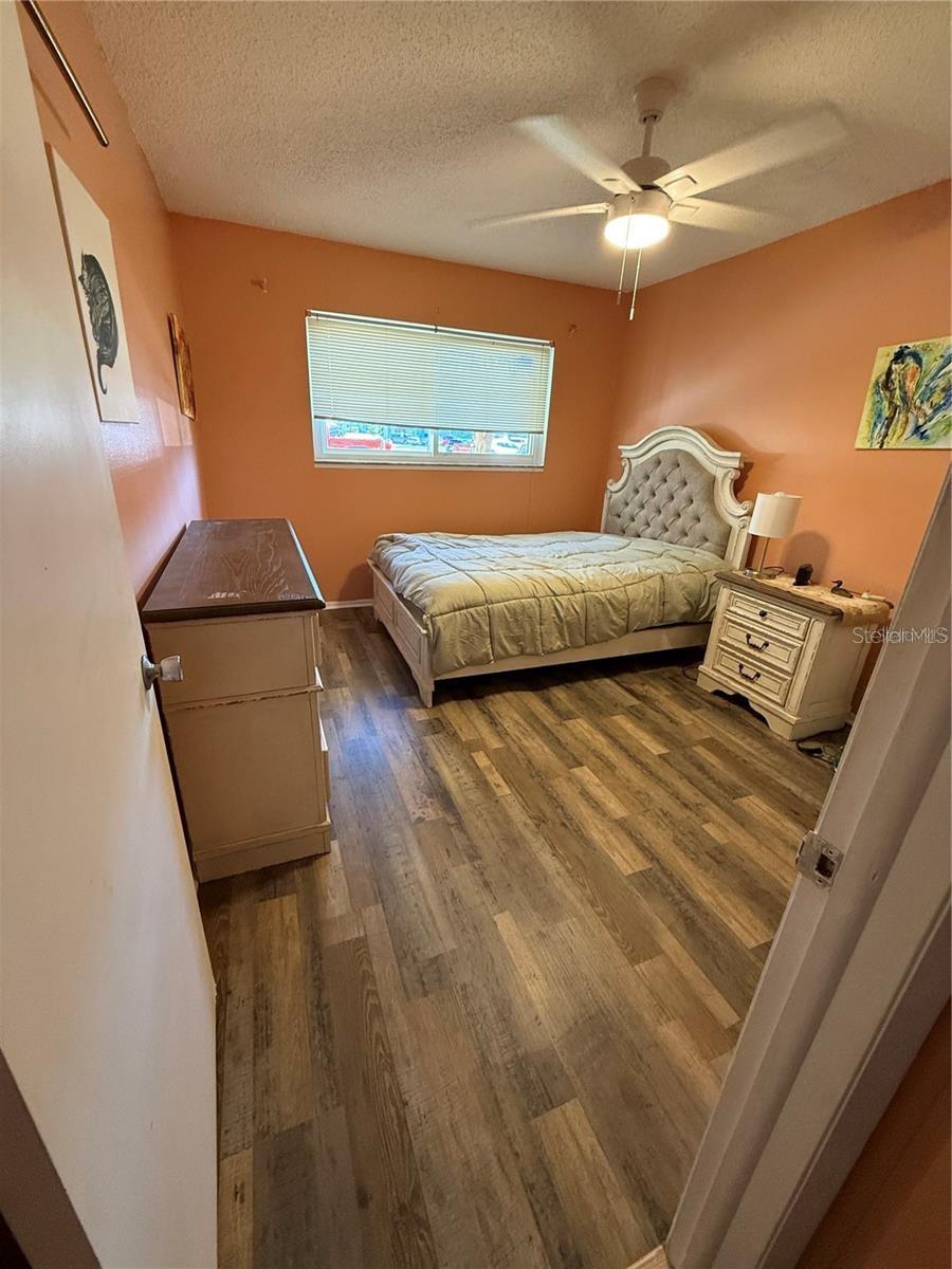 ON TOP OF THE WORLD - Residential