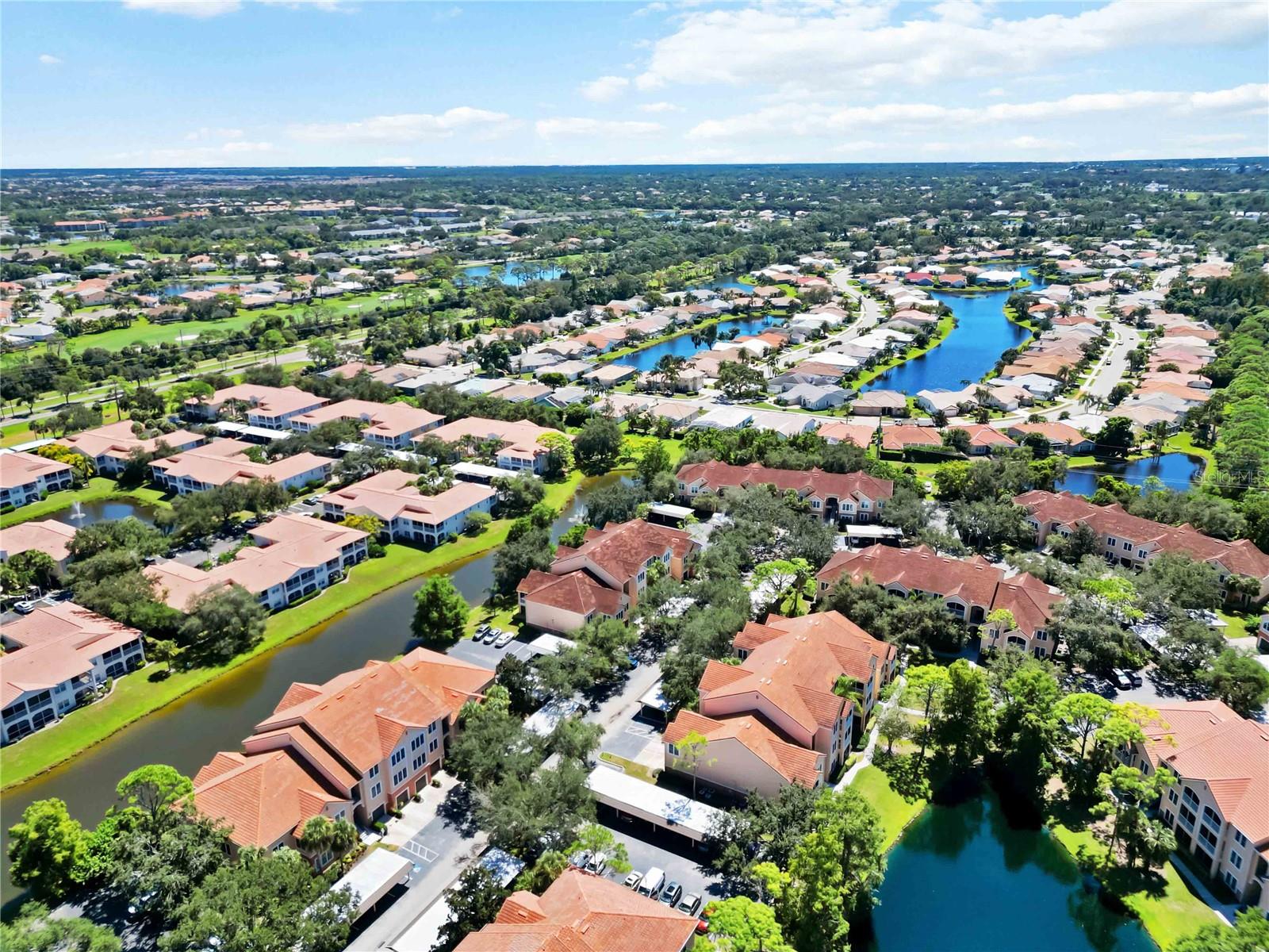 BELLA VILLINO V - Residential