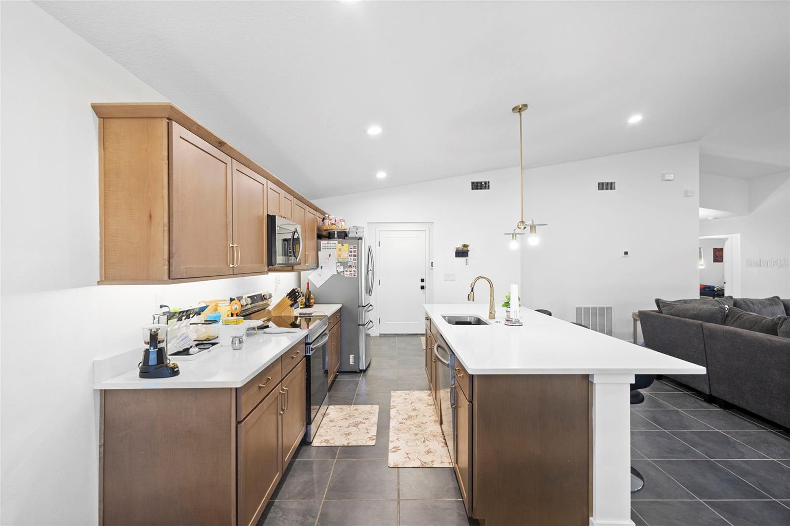 WEST HIGHLANDS - Residential