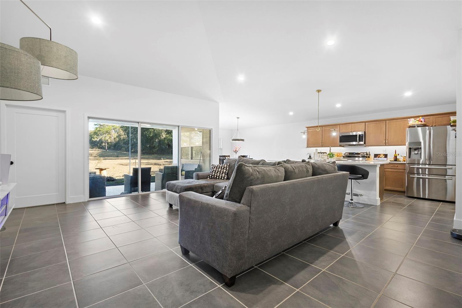 WEST HIGHLANDS - Residential