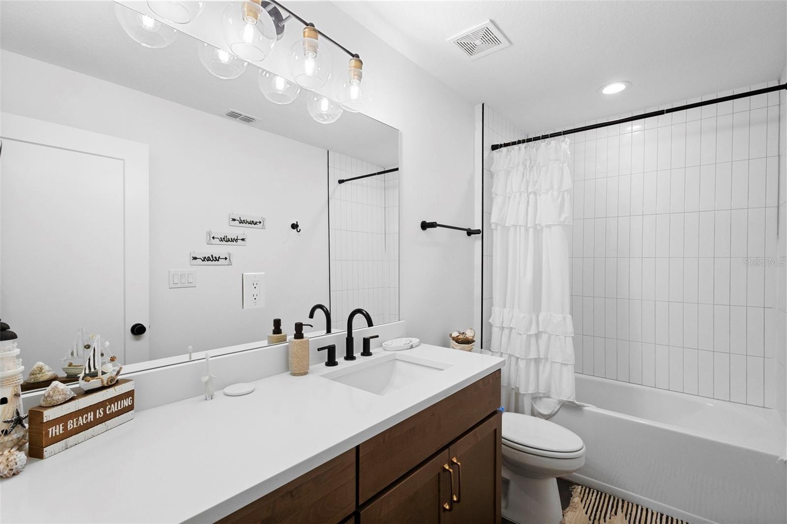 WEST HIGHLANDS - Residential