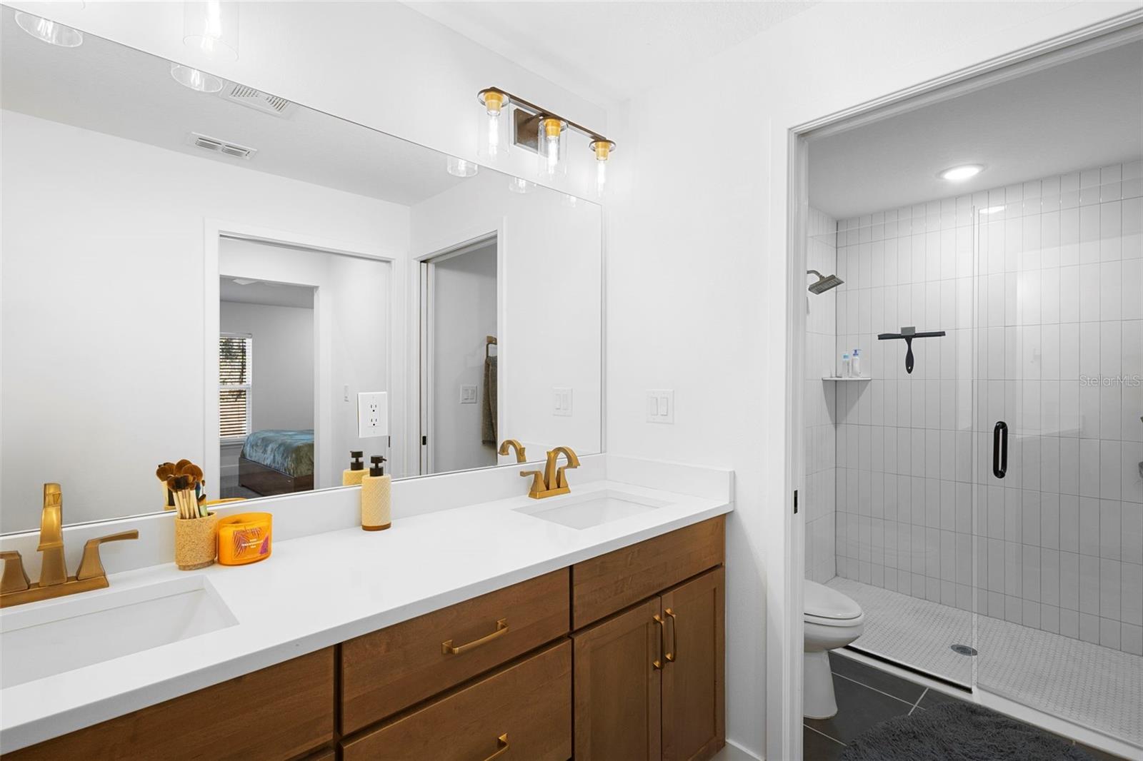 WEST HIGHLANDS - Residential