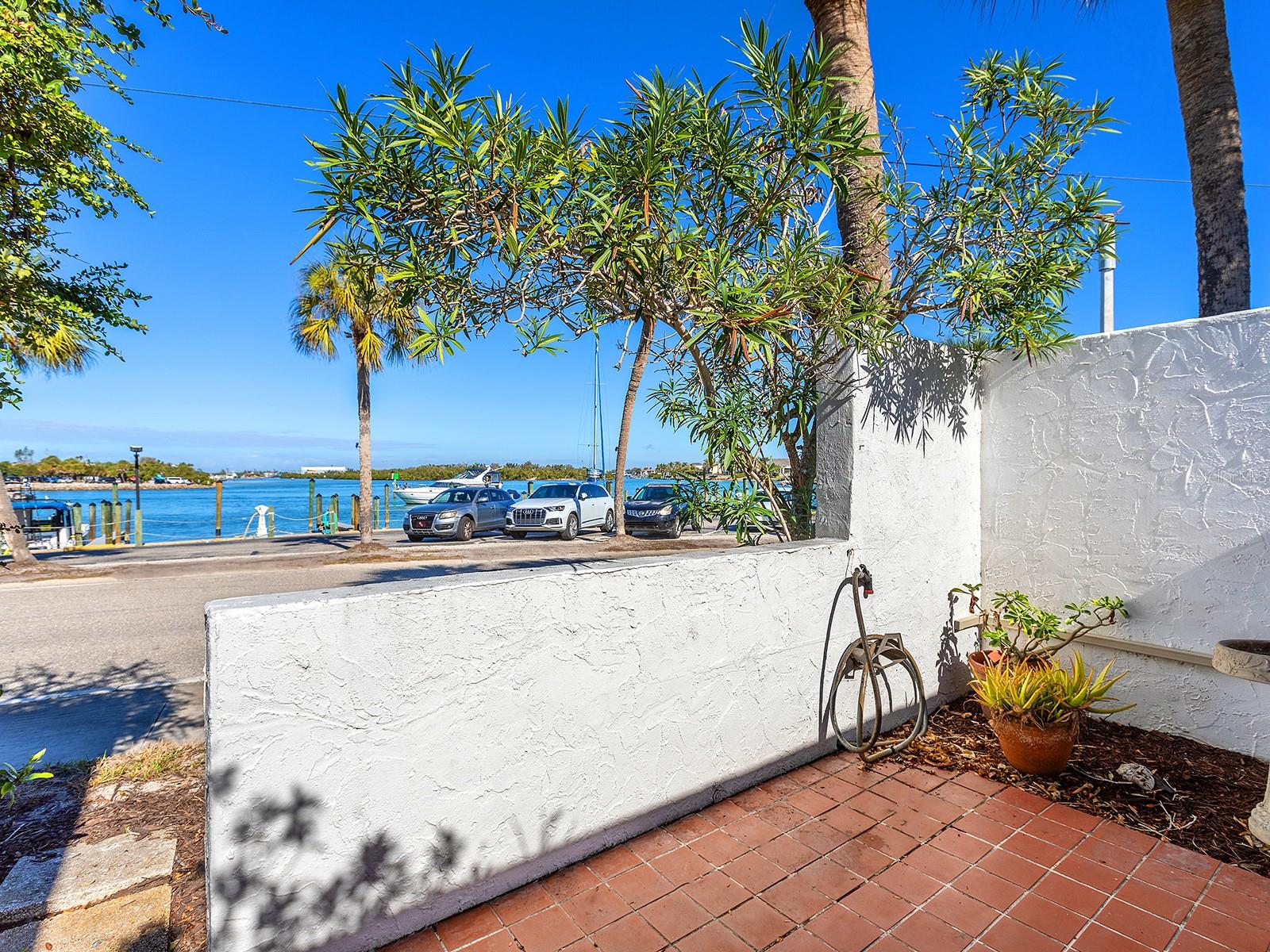 JETTY VILLAS - Residential